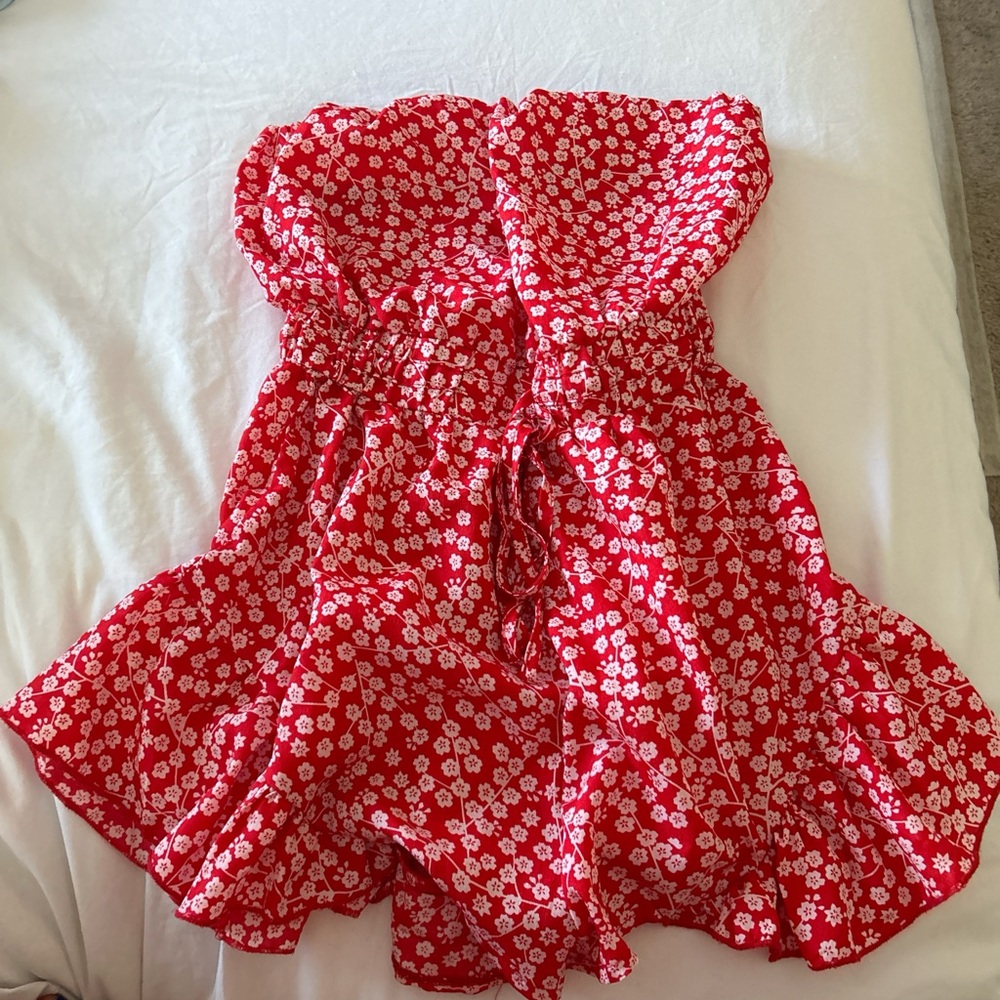 Princess Polly strapless floral romper